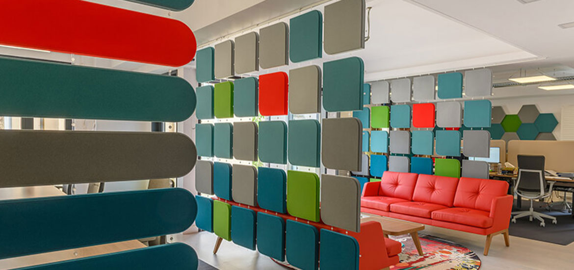 Toplantı Odası Ses Yalıtımı ve Akustiği: Etkili İletişim ve Gizlilik